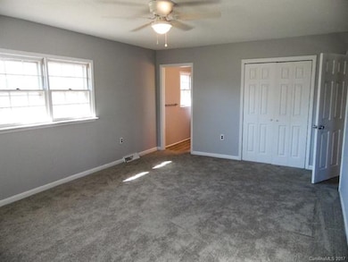 1989 Old Wilkesboro Rd, Statesville, NC 28625 - photo 7