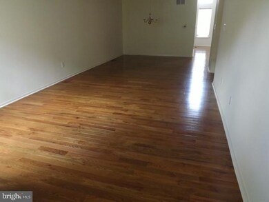 129 Rittenhouse Dr, Woodbury, NJ 08096 - photo 4