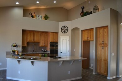 10742 E Hillview St, Mesa, AZ 85207 - photo 4
