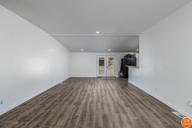 7 Living Room View 4