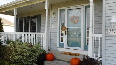 7155 Mallard Ct, Niagara Falls, NY 14304 - photo 2