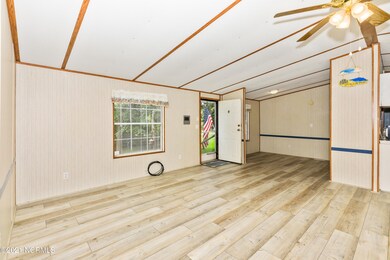 105 Cole St 11May2021_RC_2606