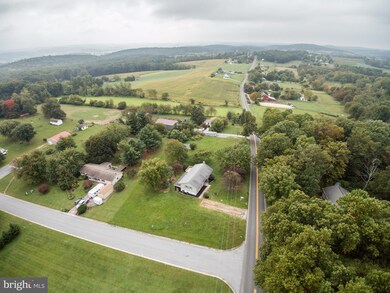 1921 E Deep Run Rd, Manchester, MD 21102 - photo 4