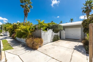 Garage & Driveway