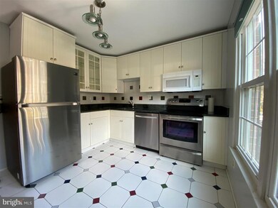 11959 Heathcote Ct, Reston, VA 20191 - photo 6