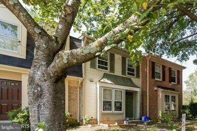 20503 Strath Haven Dr, Montgomery Village, MD 20886 - photo 2