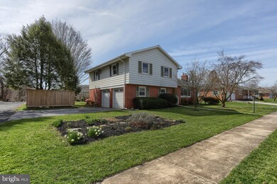 984 E Walnut St, Palmyra, PA 17078 - photo 4