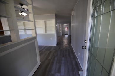 17 S Elm St, Miami, OK 74354 - photo 5