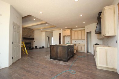 5 Open Floor Plan