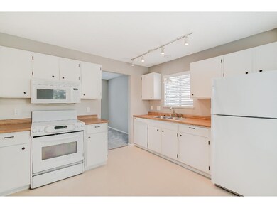 Bright Kitchen