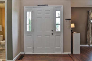 6925 Hunt Dr, Macungie, PA 18062 - photo 6