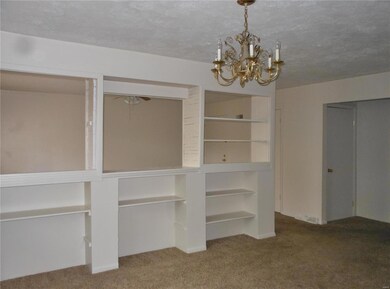 1102 Apache Dr, Collinsville, IL 62234 - photo 4