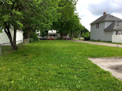 253 Whitethorne 1