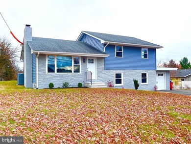 1370 Kauffman Rd, Pottstown, PA 19464 - photo 2