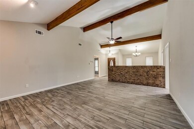 8021 Lynda Ln, North Richland Hills, TX 76180 - photo 4