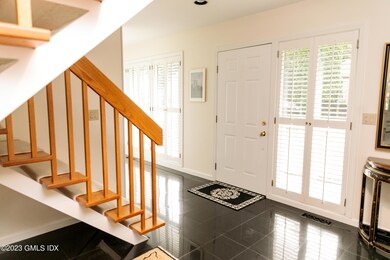 320 Strawberry Hill Ave unit 35, Stamford, CT 06902 - photo 2