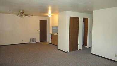 Dining/Kitchen