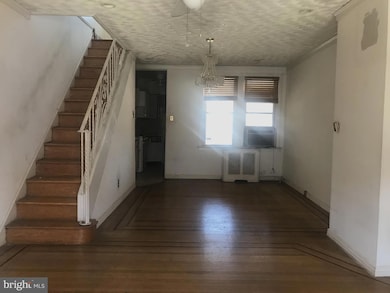 2054 Anchor St, Philadelphia, PA 19124 - photo 6