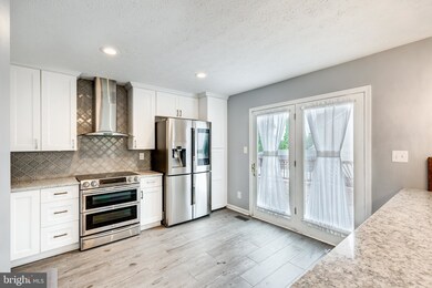 9413 Seven Courts Dr, Nottingham, MD 21236 - photo 5