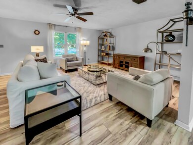 1695673665941Ganious_Property_summer@par