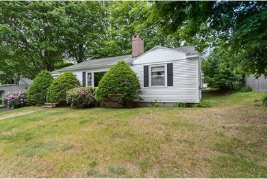 11 Christopher St, Newburyport, MA 01950 - photo 2