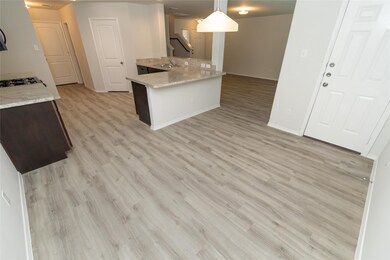 8806 Wilkins Oaks Dr, Houston, TX 77028 - photo 3