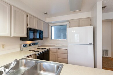 Kitchen 20190515-DW-41983-SMALL