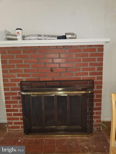 2411 Magnolia Dr, Wilmington, DE 19810 - photo 7