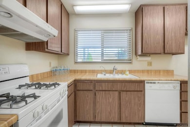 1410 Panorama Ridge Rd, Oceanside, CA 92056 - photo 7