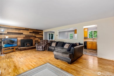 508 Ocean Beach Rd, Hoquiam, WA 98550 - photo 3