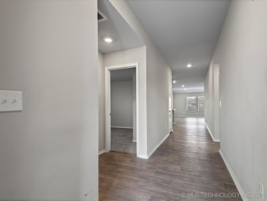 2004 Harriman Cir, Bartlesville, OK 74006 - photo 4