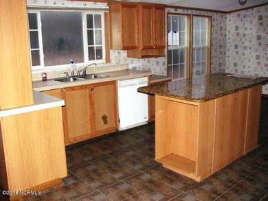 337 Groves Point Kitchen