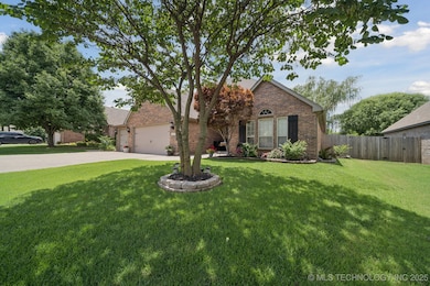 14722 Jordan Ct, Glenpool, OK 74033 - photo 2