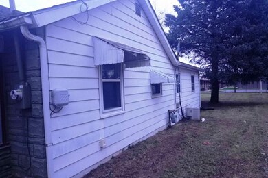 Exterior / Side
