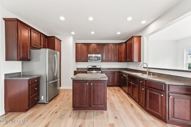 62 Pate Dr, Middletown, NJ 07748 - photo 5