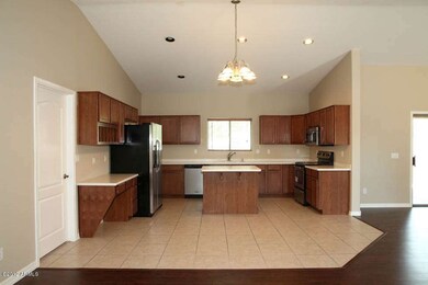 family room kitchen 2