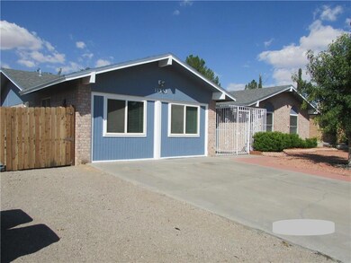 11353 Bob Mitchell Dr, El Paso, TX 79936 - photo 2