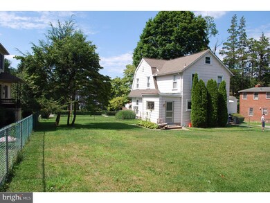 713 Loraine St, Ardmore, PA 19003 - photo 2