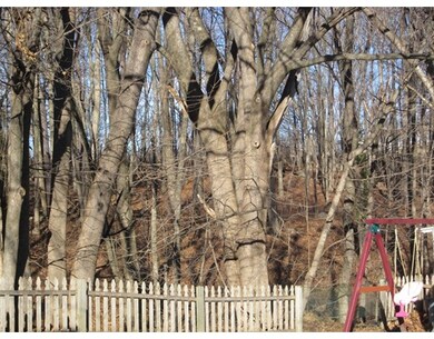 39 Thompson St, Monson, MA 01057 - photo 3