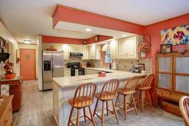 6727 N 5 Corners Rd, Lena, IL 61048 - photo 3