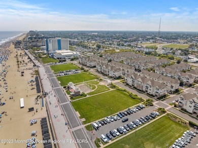 29 Grant St, Long Branch, NJ 07740 - photo 3