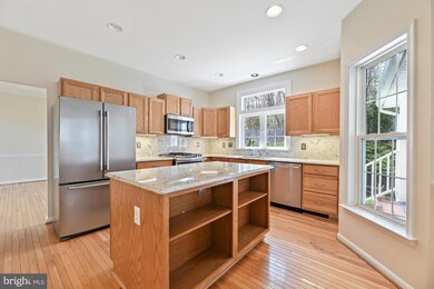 16 Farnham Way, Lutherville Timonium, MD 21093 - photo 5