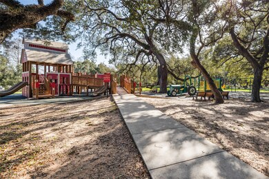 2704 Grace St, Bay City, TX 77414 - photo 7