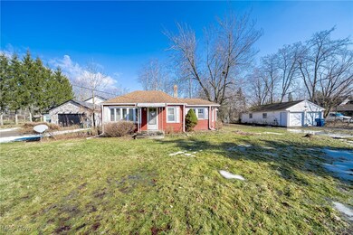 6991 Mckenzie Rd, Olmsted Falls, OH 44138 - photo 4