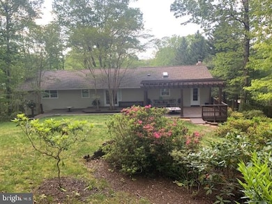 18334 Cato Ct, Triangle, VA 22172 - photo 4