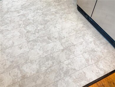 6350 Monrovia St, Shawnee, KS 66216 - photo 4