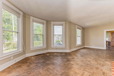 601 W Riverside Ave, Muncie, IN 47303 - photo 6