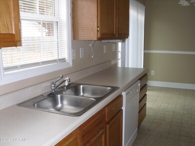 125 Eagle Trail kitchen 2