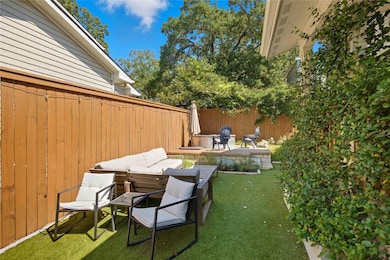 2007 Sl Davis Ave unit B, Austin, TX 78702 - photo 3