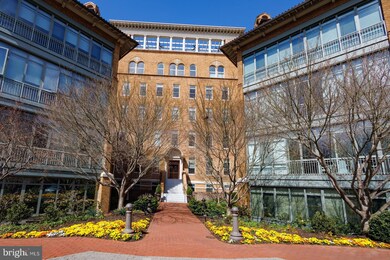 The Columbia Residences unit 628, Washington, DC 20037 - photo 5